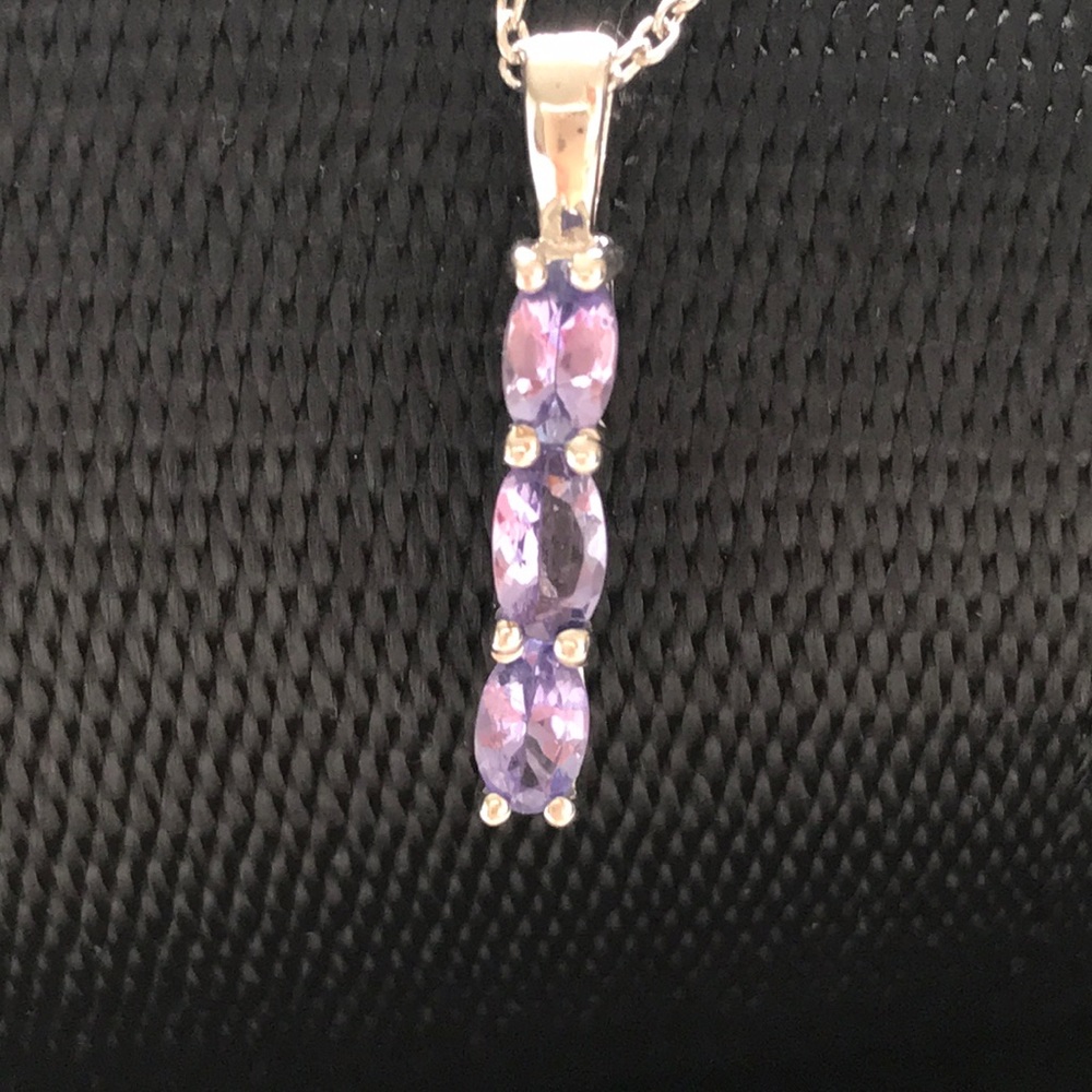 Tanzanite Sterling necklace 0.75 ctw Tanzanite